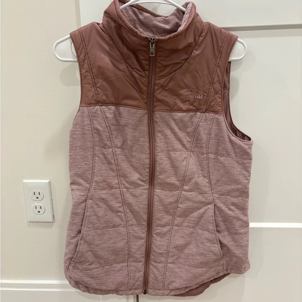 The North Face Women’s Vest - Picture 2 of 8